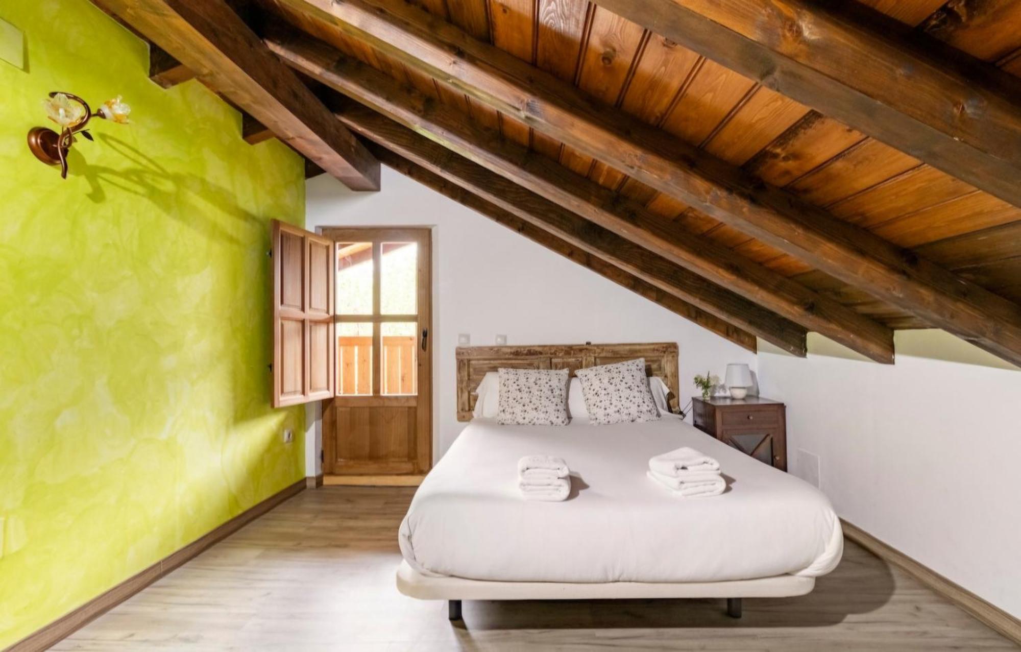 Casa De Pueblo Las Golondrinas De Luena San Miguel de Luena Екстер'єр фото